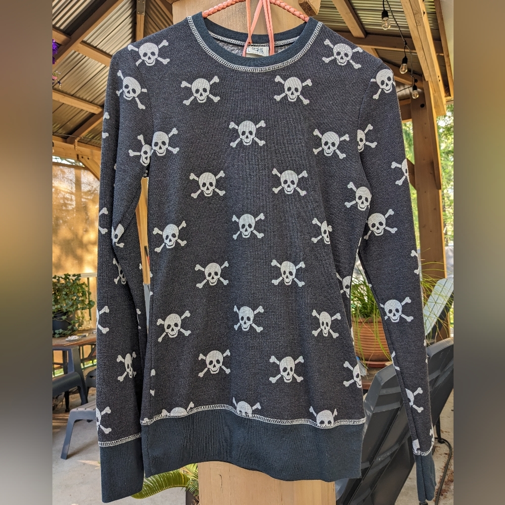 Skull Top